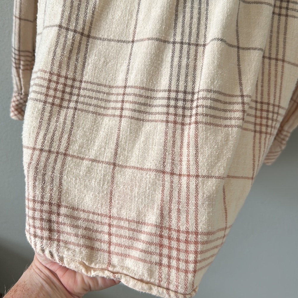 Thread & Supply Plaid Flannel Button Down Small Cream Gray Pink - Picture 11 of 11